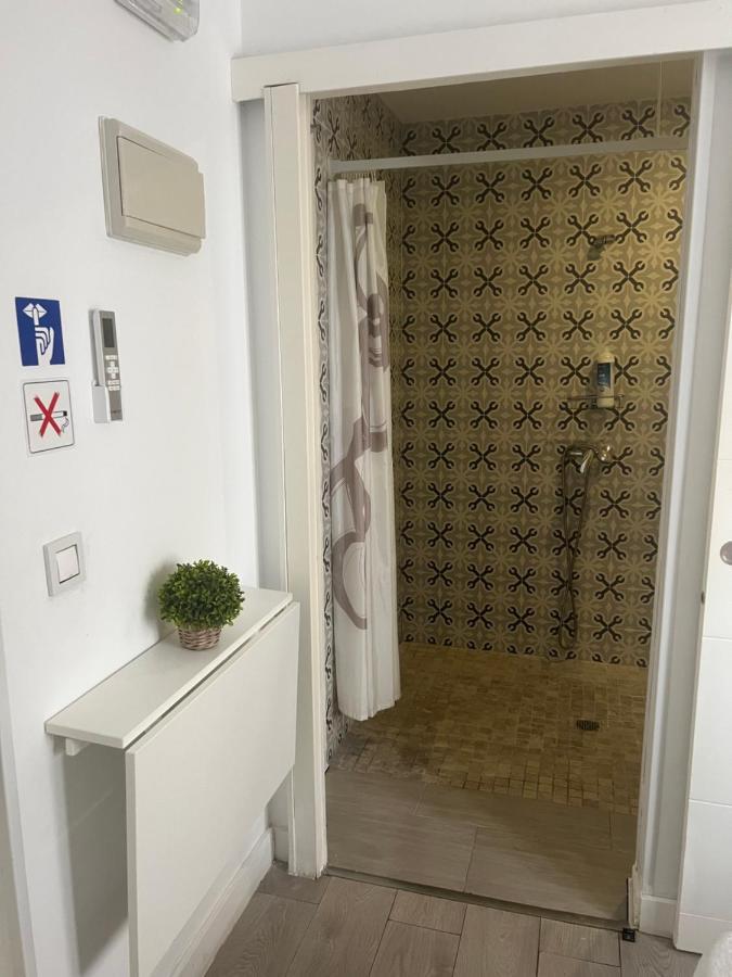 L'Boutique Tarifa Rooms Esterno foto
